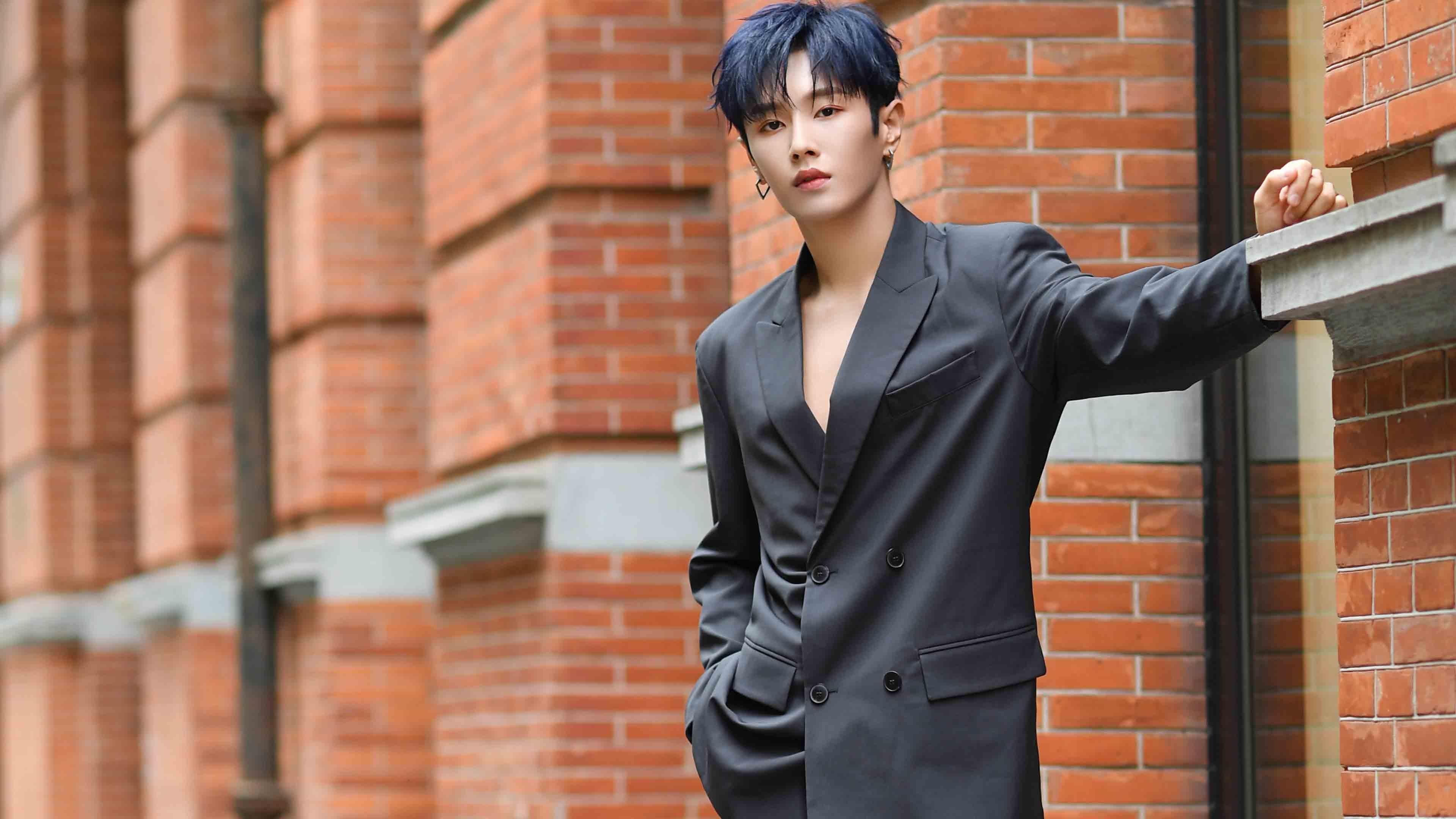 拉文最后一分钟三分绝杀,马刺逆转老鹰!绝境中他接过了权杖